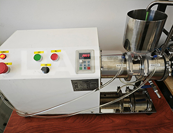 上海某生物科技有限公司50L砂磨機、0.5L實驗室砂磨機、22KW液壓升降分散機調(diào)試成功