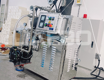 杭州某科技有限公司5L砂磨機調試成功